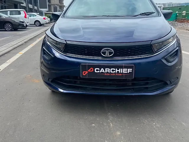 Used 2023 Tata Altroz in Surat