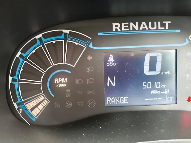 Used Renault Kwid [2023-2026] CLIMBER Petrol Automatic Dual Tone in Thiruvananthapuram