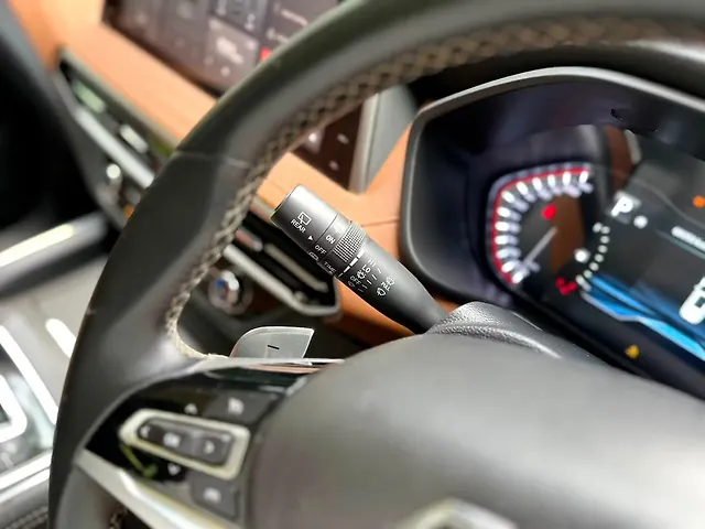 Used MG Gloster [2020-2022] Sharp 6 STR 2.0 Twin Turbo 4WD in Delhi