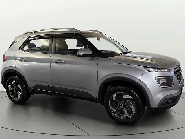 Used 2020 Hyundai Venue in Delhi