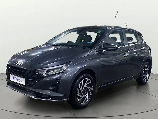 Used Hyundai i20 Asta (O) Petrol Manual in Mohali