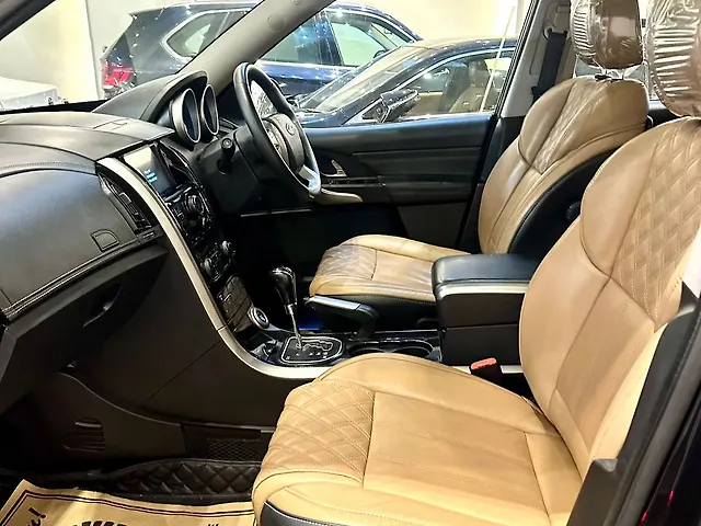 Used Mahindra XUV500 W11 (O) AT in Delhi Used Mahindra XUV500 W11 (O) AT in Delhi