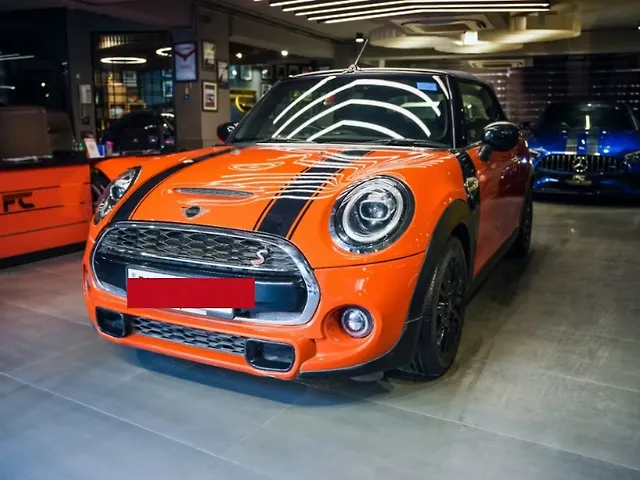 Used 2020 Mini Convertible in Delhi Used 2020 Mini Convertible in Delhi