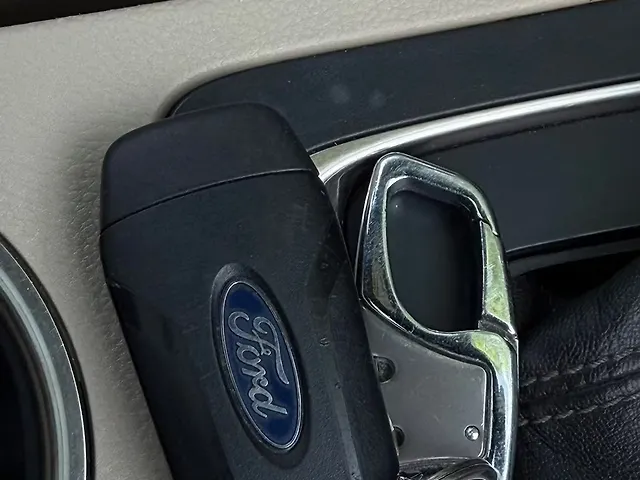 Used Ford Endeavour [2016-2019] Titanium 3.2 4x4 AT in Ludhiana