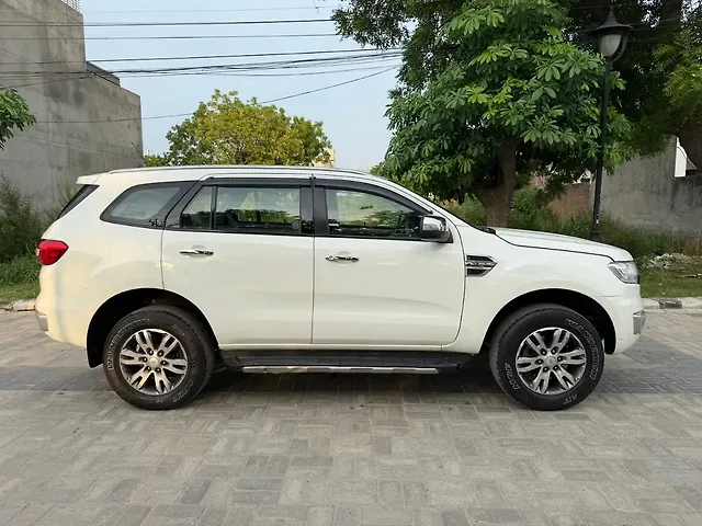 Used Ford Endeavour [2016-2019] Titanium 3.2 4x4 AT in Ludhiana