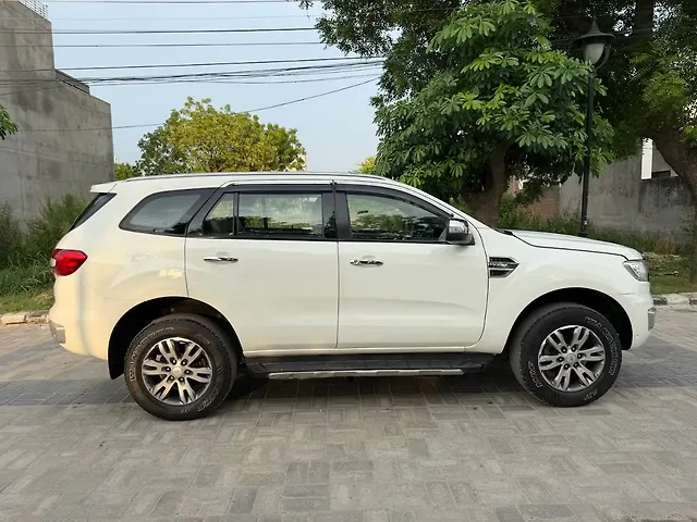 Used Ford Endeavour [2016-2019] Titanium 3.2 4x4 AT in Ludhiana