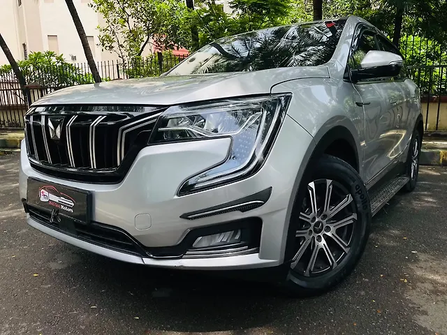 Used Mahindra Old Generation XUV700 AX 7 Petrol MT 7 STR [2023-2024] in Mumbai