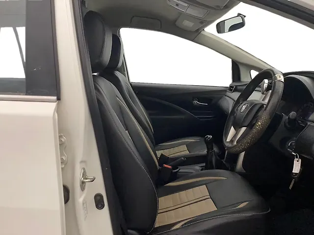 Used Toyota Innova Crysta [2016-2020] 2.8 ZX AT 7 STR in Lucknow