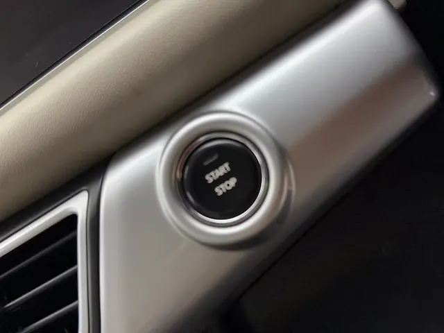 Used Mahindra Old Generation XUV700 AX 7 Petrol MT 7 STR [2023-2024] in Gurgaon