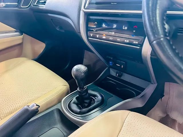 Used Honda City 4th Generation VX Petrol [2017-2019] in Nagpur