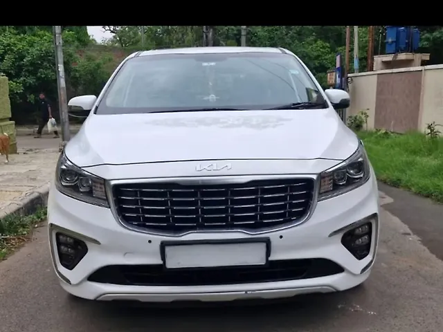 Used 2022 Kia Carnival in Hyderabad