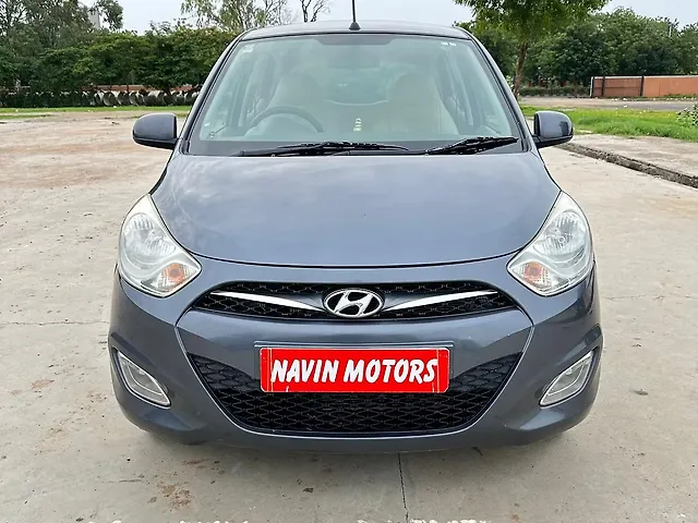 Used 2015 Hyundai i10 in Ahmedabad