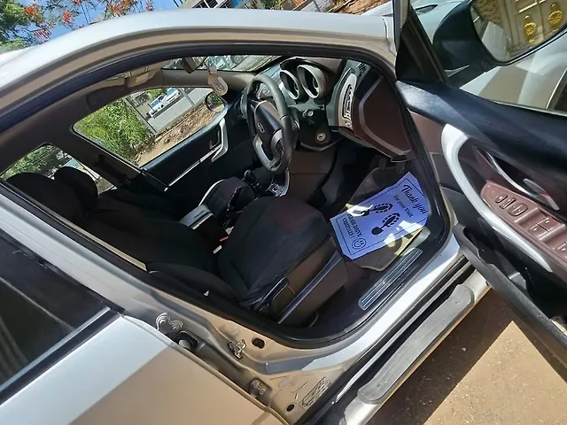 Used Mahindra XUV500 [2011-2015] W6 in Nashik