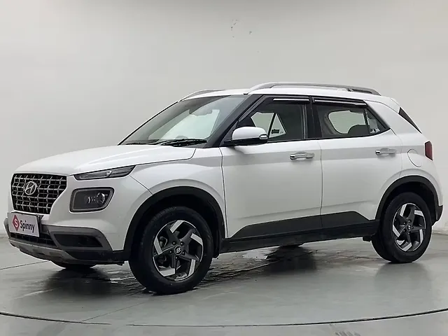 Used 2021 Hyundai Venue in Delhi