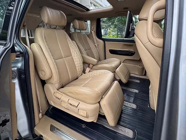 Used Kia Carnival [2020-2023] Limousine Plus 7 STR in Bangalore
