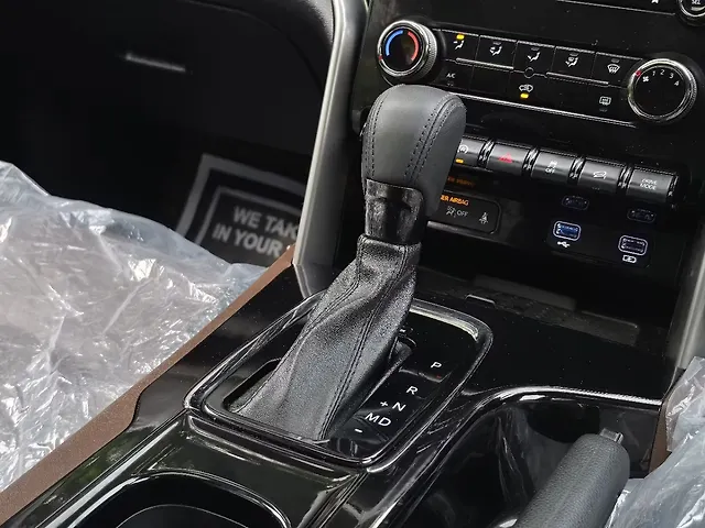 Used Mahindra Scorpio N Z8 S 2WD Diesel 2.2L Turbo Automatic 7 STR [2024-2026] in Delhi