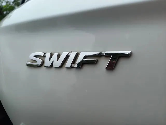 Used Maruti Suzuki Swift ZXi Petrol Automatic in Pune Used Maruti Suzuki Swift ZXi Petrol Automatic in Pune