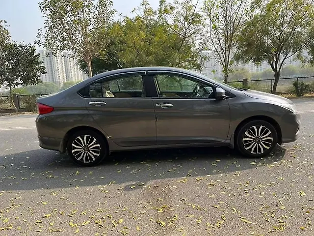 Used Honda City 4th Generation VX Petrol [2017-2019] in Noida