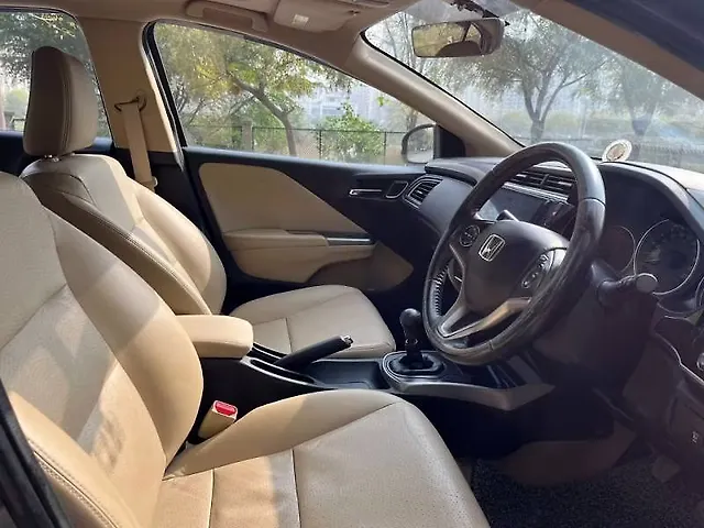 Used Honda City 4th Generation VX Petrol [2017-2019] in Noida