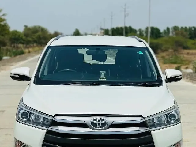 Used 2016 Toyota Innova Crysta in Kochi Used 2016 Toyota Innova Crysta in Kochi
