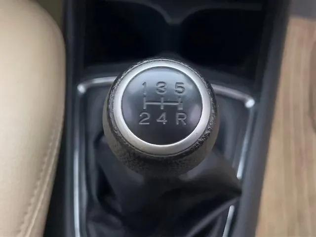 Used Honda Amaze 2nd Gen VX MT 1.2 Petrol [2021-2023] in Kolkata