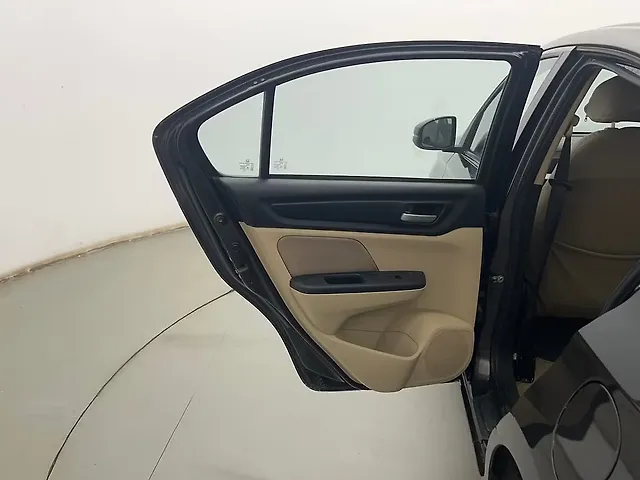 Used Honda Amaze 2nd Gen VX MT 1.2 Petrol [2021-2023] in Kolkata