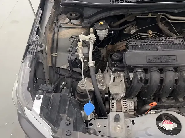 Used Honda Amaze 2nd Gen VX MT 1.2 Petrol [2021-2023] in Kolkata
