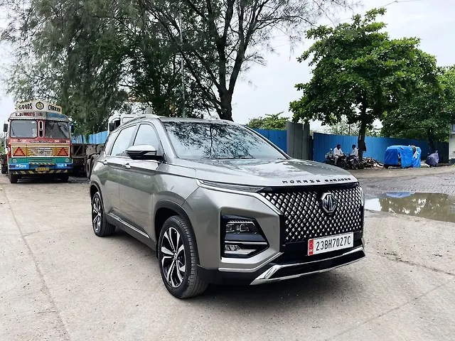 Used MG Hector Plus [2020-2023] Sharp 1.5 Petrol Turbo CVT 6-STR in Mumbai
