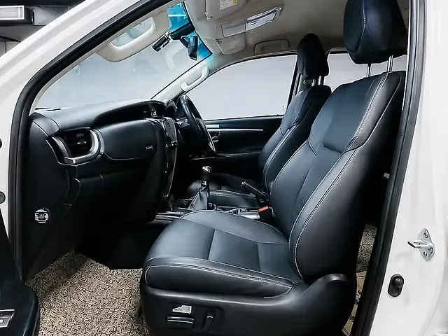 Used Toyota Fortuner 4x2 2WD Diesel 2.8L Turbo 6 Speed Manual in Lucknow