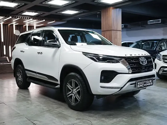 Used Toyota Fortuner 4x2 2WD Diesel 2.8L Turbo 6 Speed Manual in Lucknow