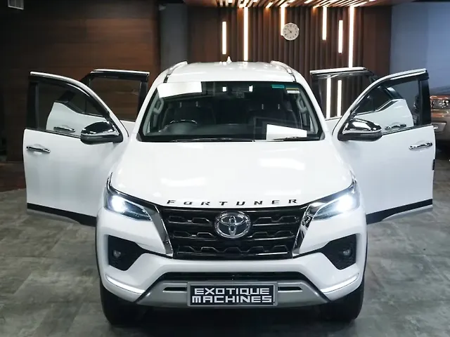 Used Toyota Fortuner 4x2 2WD Diesel 2.8L Turbo 6 Speed Manual in Lucknow