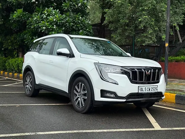 Used Mahindra Old Generation XUV700 AX 7 Petrol AT 7 STR [2023-2024] in Delhi