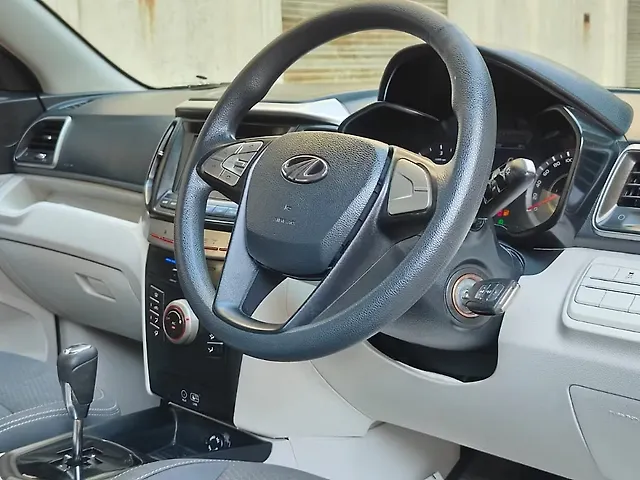 Used Mahindra XUV300 [2019-2024] W6 1.5 Diesel AMT [2020] in Mumbai