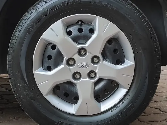 Used Mahindra XUV300 [2019-2024] W6 1.5 Diesel AMT [2020] in Mumbai