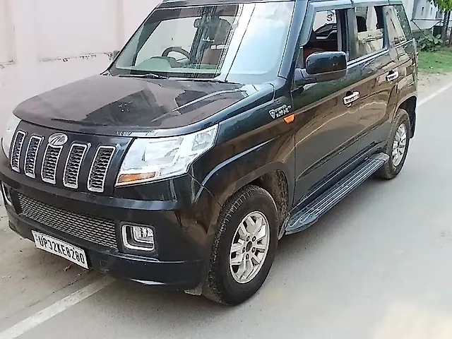Used Mahindra TUV300 [2015-2019] T8 in Lucknow
