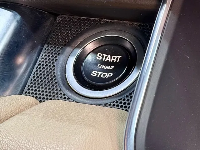 Used Land Rover Range Rover Sport HSE Mild Hybrid(Electric + Petrol) 3.0L Turbo Automatic (TC) in Hyderabad