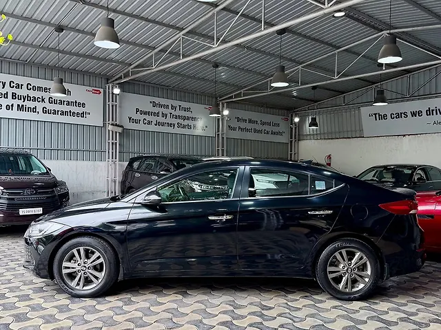 Used Hyundai Elantra SX (O) 2.0 AT in Hyderabad