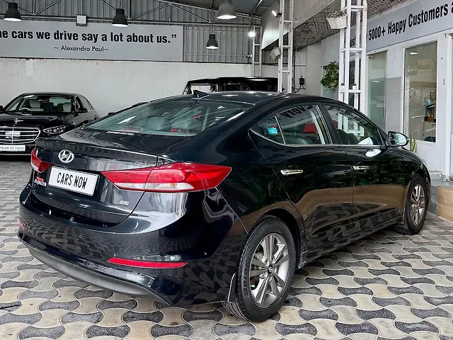Used Hyundai Elantra SX (O) 2.0 AT in Hyderabad