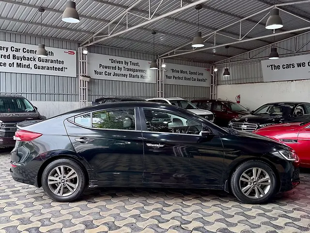 Used Hyundai Elantra SX (O) 2.0 AT in Hyderabad