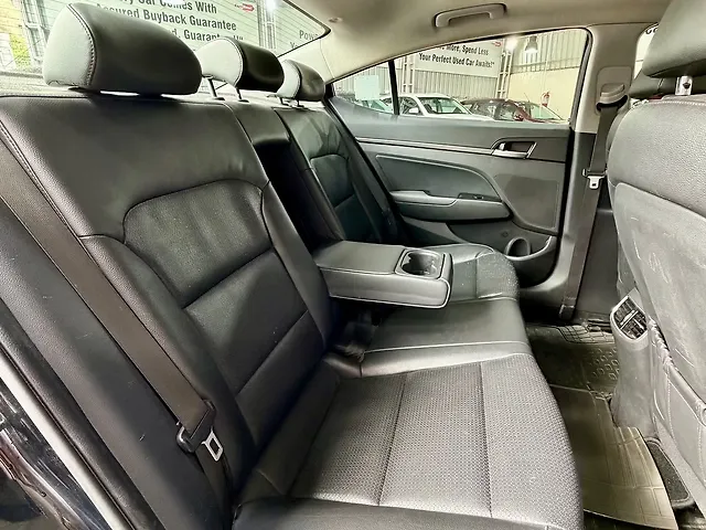 Used Hyundai Elantra SX (O) 2.0 AT in Hyderabad