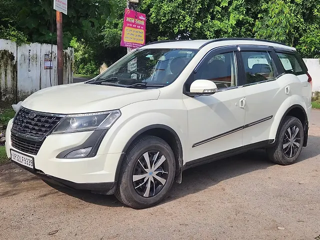 Used Mahindra XUV500 W7 [2018-2020] in Lucknow