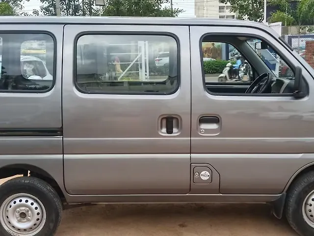 Used Maruti Suzuki Eeco 5 STR STD [2023-2025] in Hyderabad