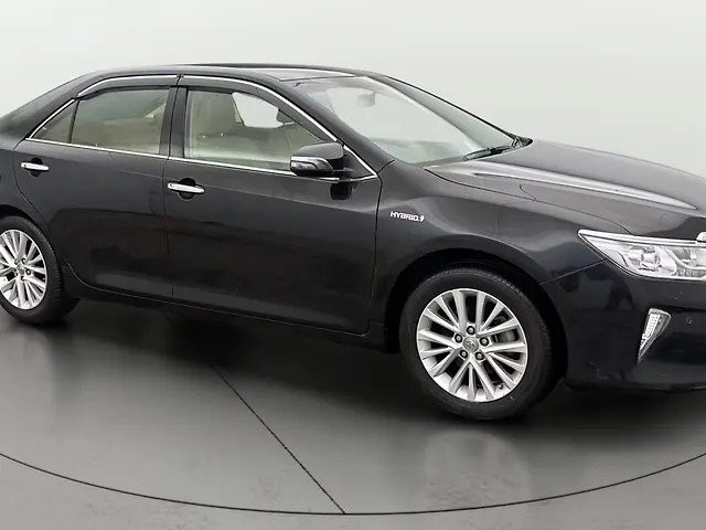 Used 2017 Toyota Camry in Delhi