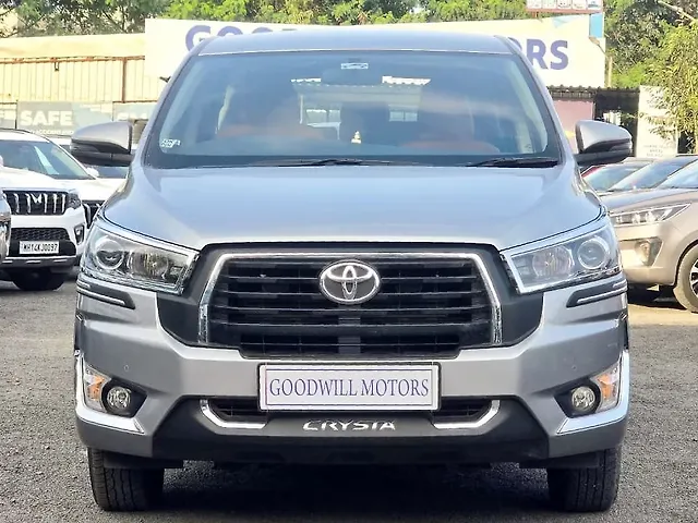 Used 2025 Toyota Innova Crysta in Pune Used 2025 Toyota Innova Crysta in Pune