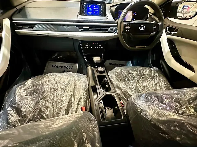 Used Tata Nexon EV Creative Plus 30.0 kWh in Delhi Used Tata Nexon EV Creative Plus 30.0 kWh in Delhi