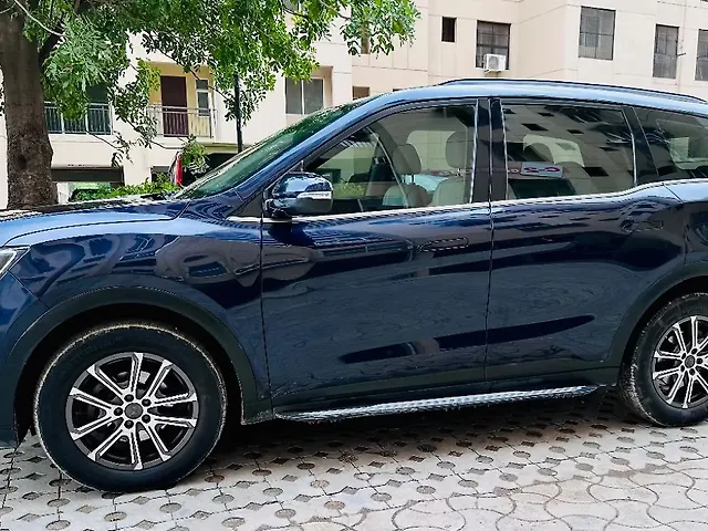 Used Mahindra Old Generation XUV700 AX 7 Diesel MT 7 STR [2023-2024] in Lucknow