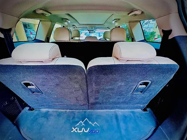 Used Mahindra Old Generation XUV700 AX 7 Diesel MT 7 STR [2023-2024] in Lucknow