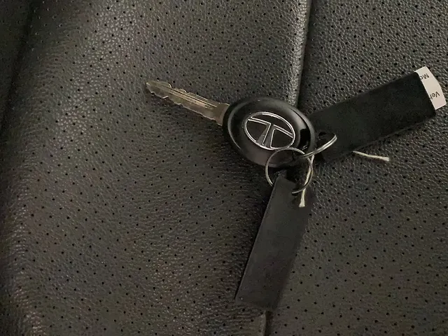 Used Tata Tiago [2016-2020] Revotron XM [2016-2019] in Lucknow