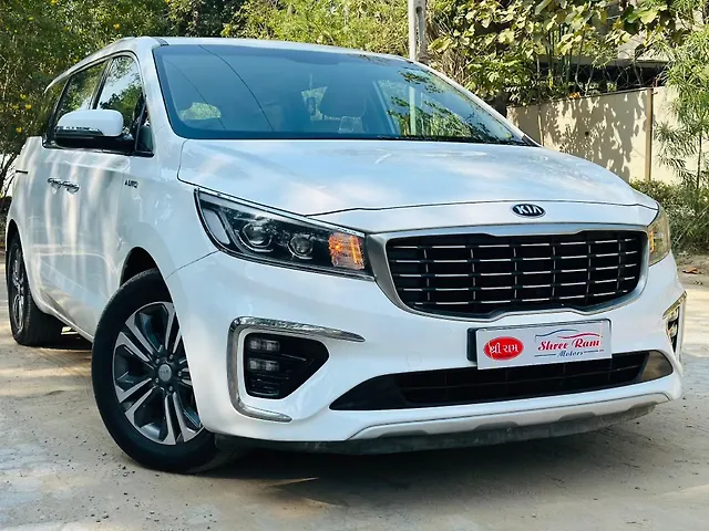 Used 2020 Kia Carnival in Ahmedabad Used 2020 Kia Carnival in Ahmedabad