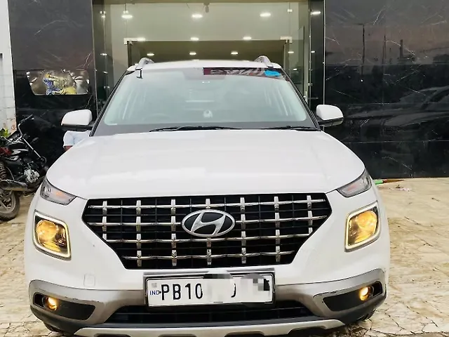 Used 2021 Hyundai Venue in Ludhiana